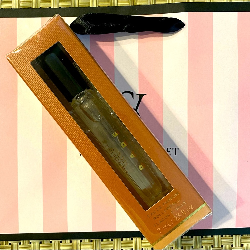 NEW VICTORIAS SECRET BARE ROSE ROLLERBALL FRAGRANCE